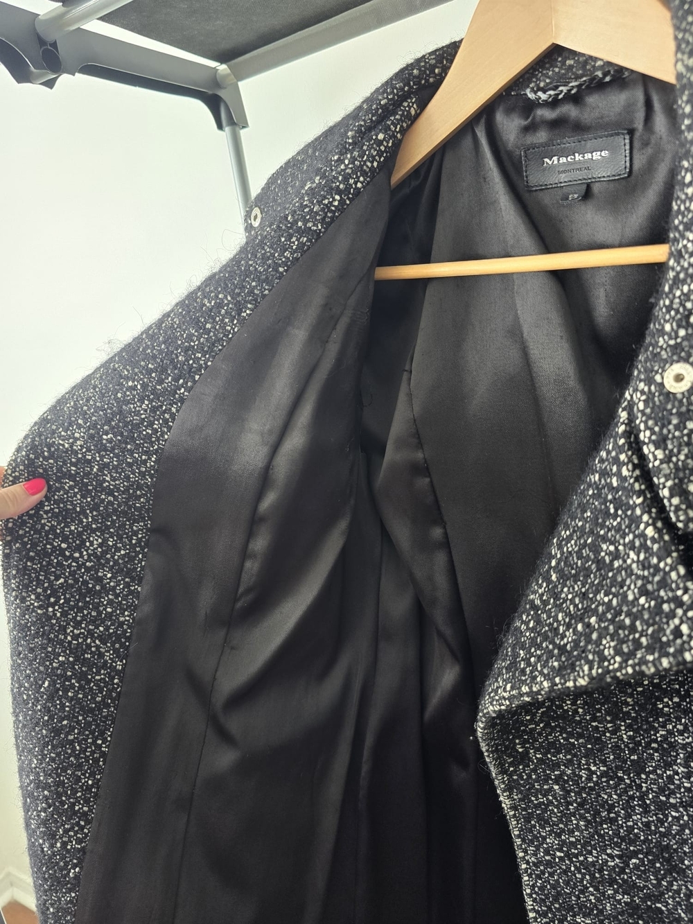 ๐จ๐ฆ Mackage Wool Blend Coat w/ Genuine Lambskin Leather Sleeves Belted - Picture 9 of 14